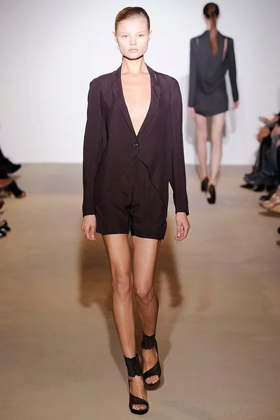 Look 45